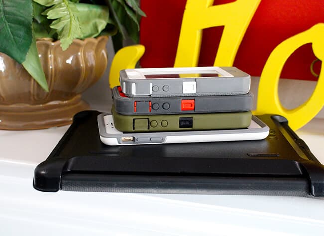 http://www.sandytoesandpopsicles.com/wp-content/uploads/2015/09/Best-Phone-Cases-for-Kids.jpg