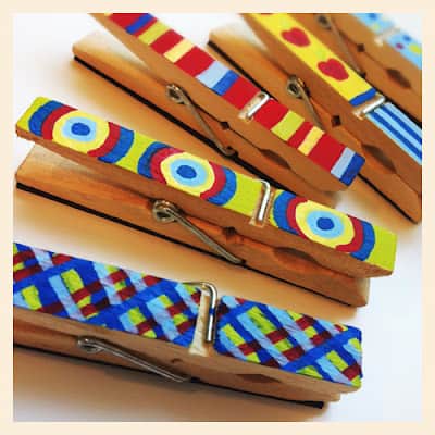 Teachers Gifts: DIY Magnetic Clothespins - Popsicle Blog