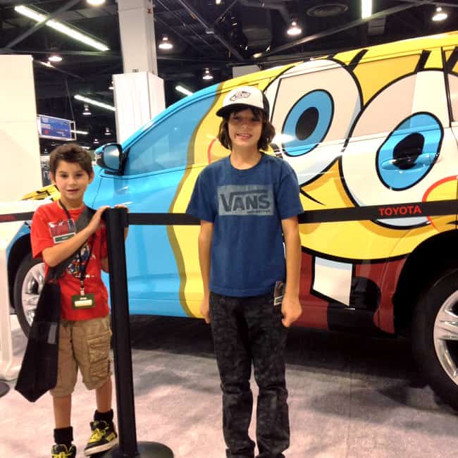 oc-auto-show-spongebob-car