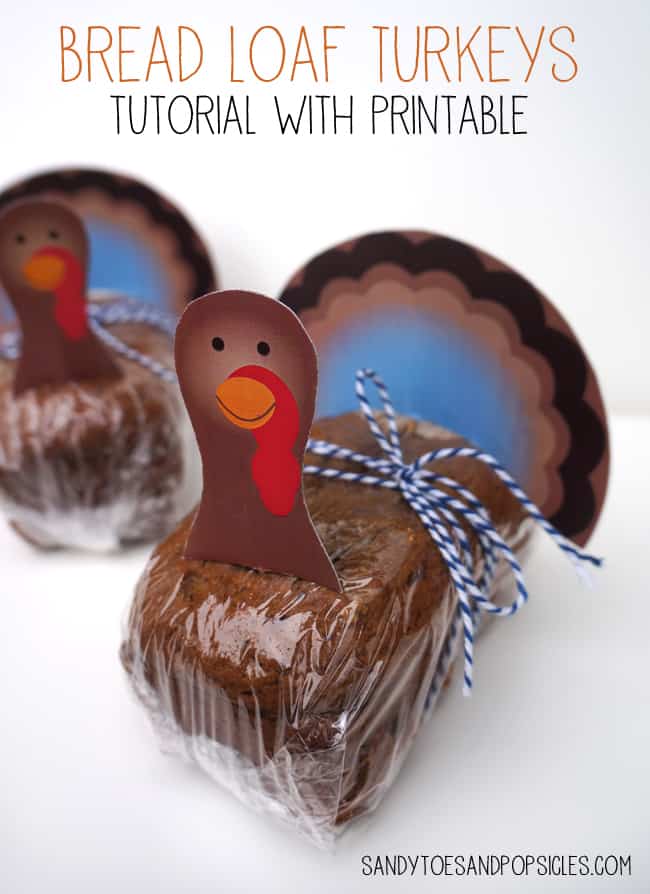 DIY Thanksgiving Turkey Bread Loaves | Free printable #printable