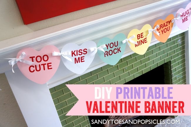Easy DIY Valentine's Day Banner | Free Printable #Valentines_day #free_printables #conversation_hearts