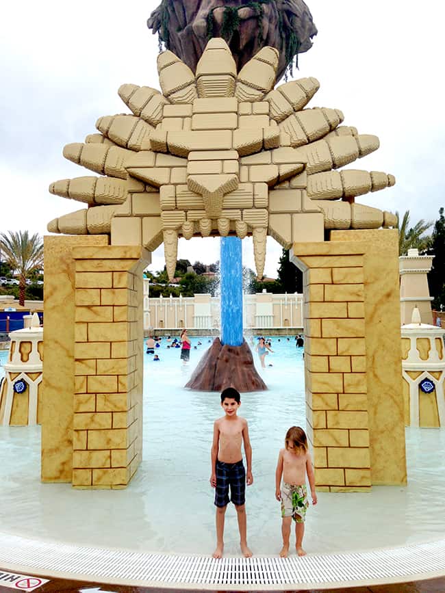 legends-of-chima-wave-pool-legoland