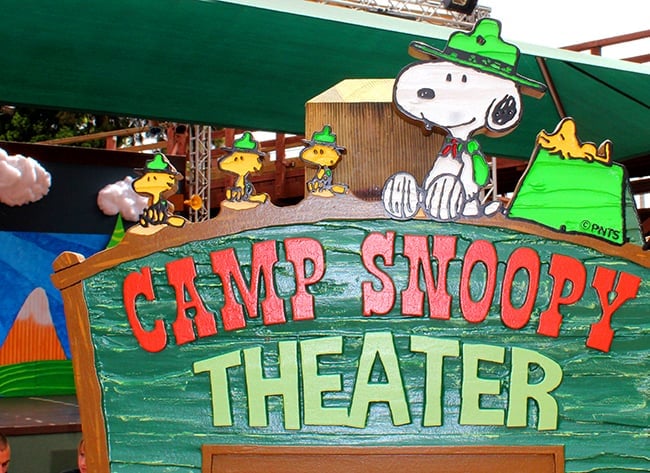 camp-snoopy-new-show-theater