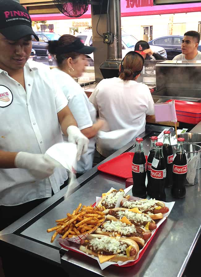 historic-pinks-hotdogs-employees