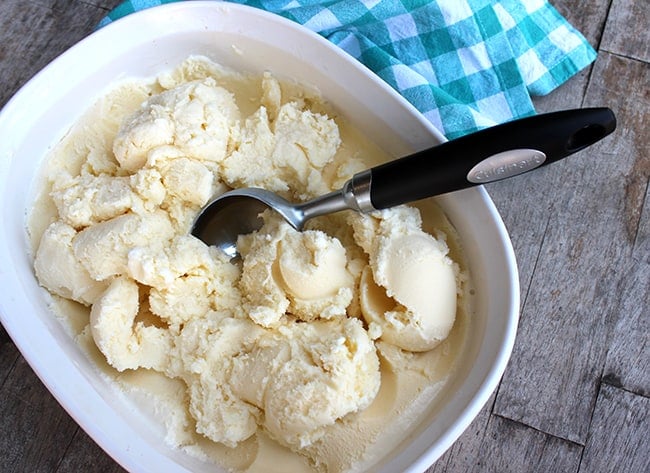 homemade-vanilla-ice-cream-recipe