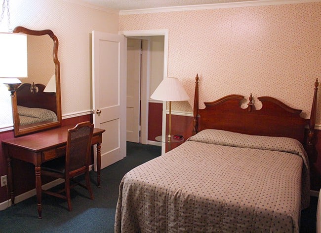 parry-lodge-kanab-room