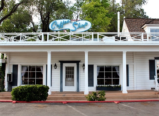 parry-lodge-kanab-utah-coffee-shop