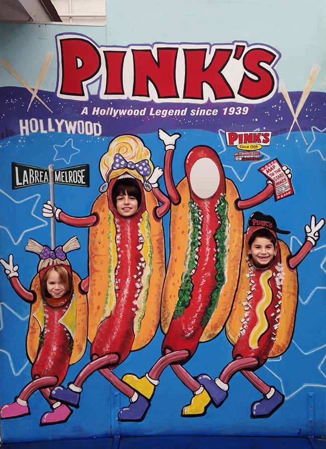 pinks-hotdogs-los-angeles