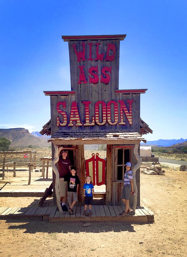 utah-fort-zion-trading-post