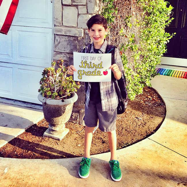 free-first-day-of-school-printable-sign