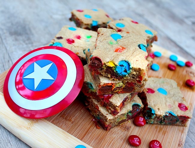 captain-america-blonde-brownies-recipe-instructions