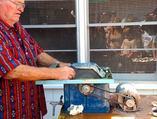 geode-cutting-trona-california