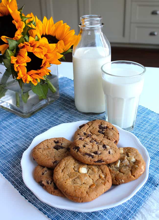 milk-and-cookies-party