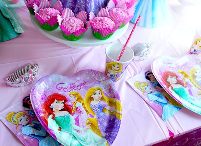 walmart-disney-princess-table-ware