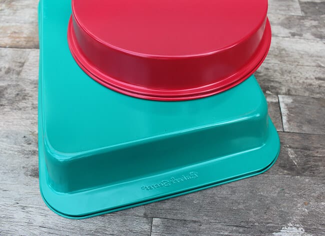 bakers secret colored pans