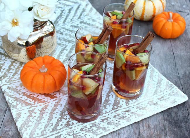 Thanksgiving Spiced Apple Cider Punch