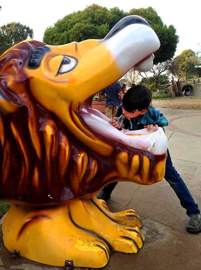 Best-Dennis-the-Menace-Park-Lion-Water-Fountain