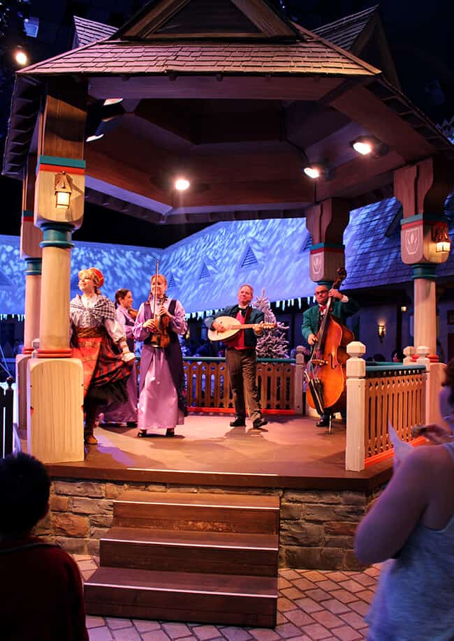 Disneyland Frozen Arendelle