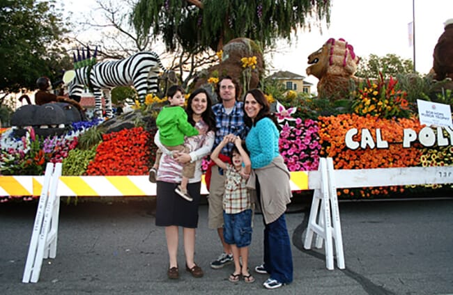 visit_rose_parade_floats_viewing_1