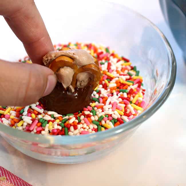 Chocolate Dipped Pretzels