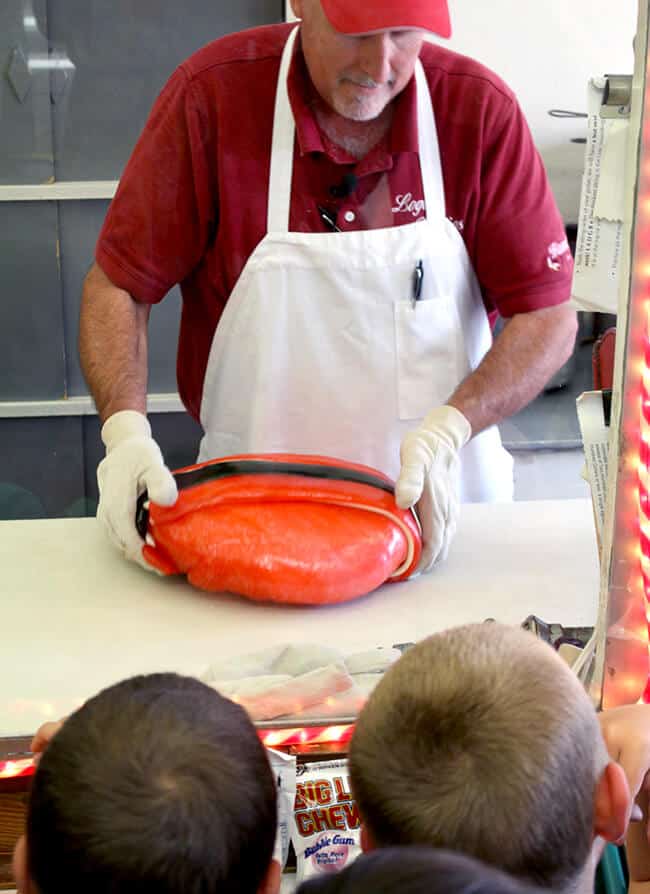 Logan's Candies Ontario