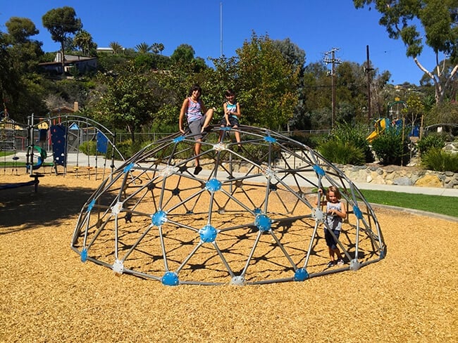 Bluebird Park Laguna Photo