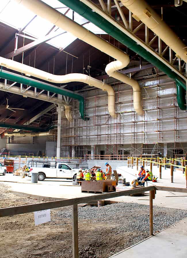 Great Wolf Lodge Wave Pool Construction