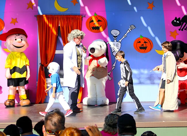 Knott's Spooky Farm Costume Contest