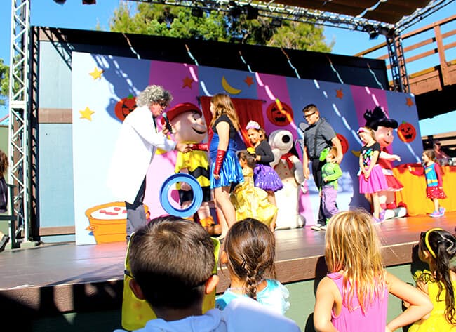 Knott's Spooky Farm Halloween Fun