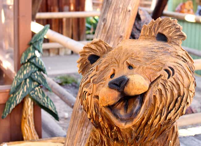 Chainsaw Art at Knott's