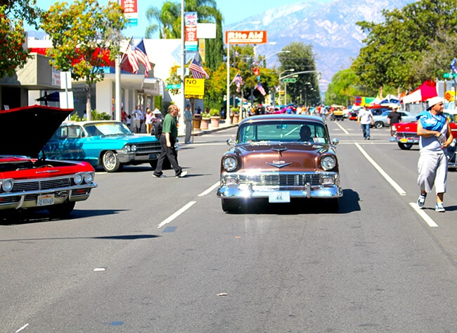 Cruisin Reunion Car Show on Route 66 Car