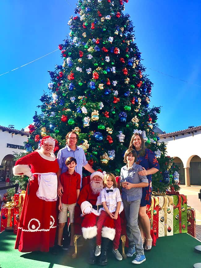 Family Picture at the Outlets of San Clemente