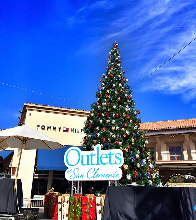 Outlets at San Clemente at Christmas Time