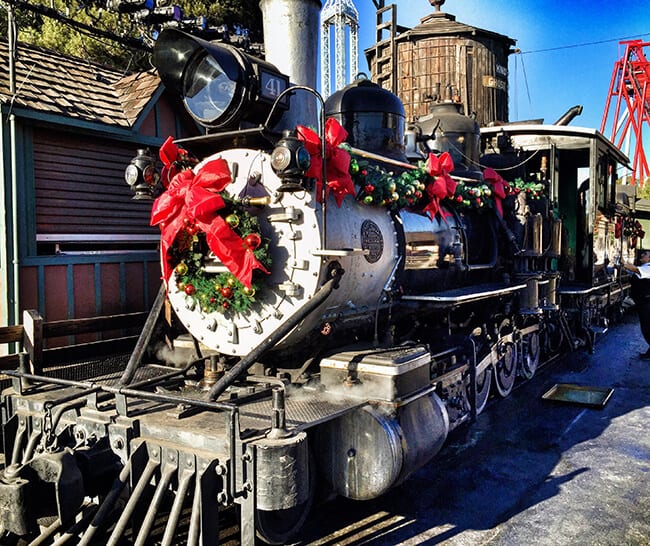 Knott's Berry Farm Train at Christmas