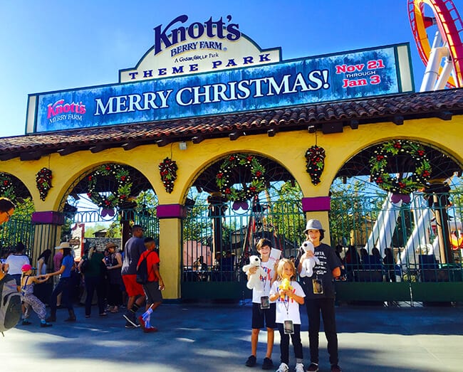 Knott's Merry Farm Entrance