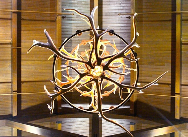 Great Wolf Lodge Chandalier