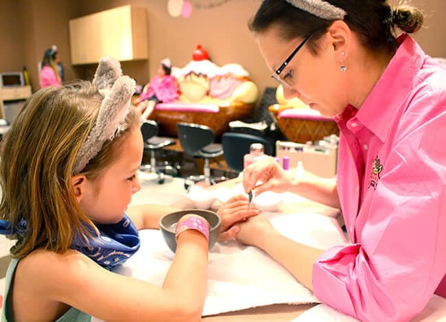 Scooops Kids Spa at the Great Wolf Lodge