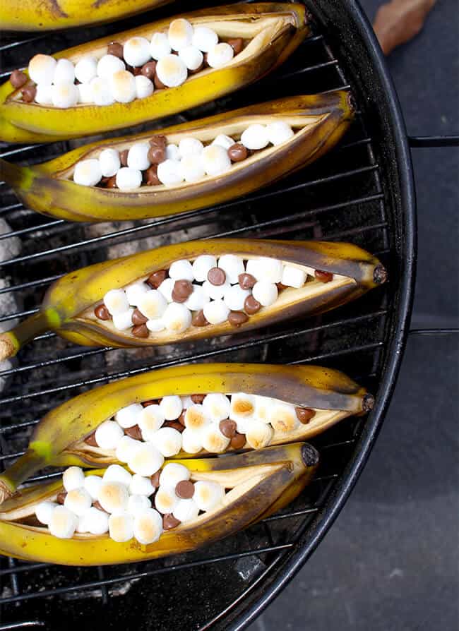 Grilling Bananas on the bbq