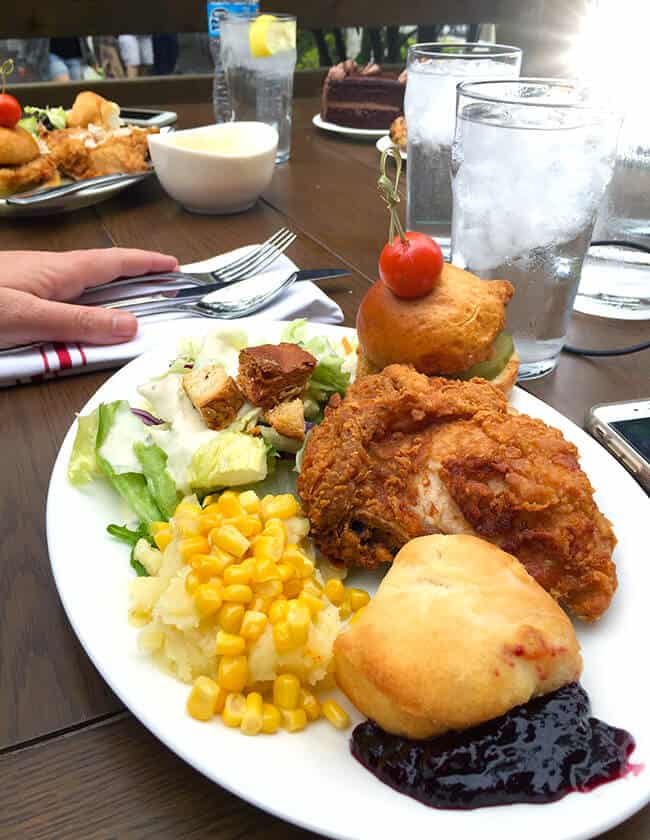 Knott's Chicken Dinner Meal