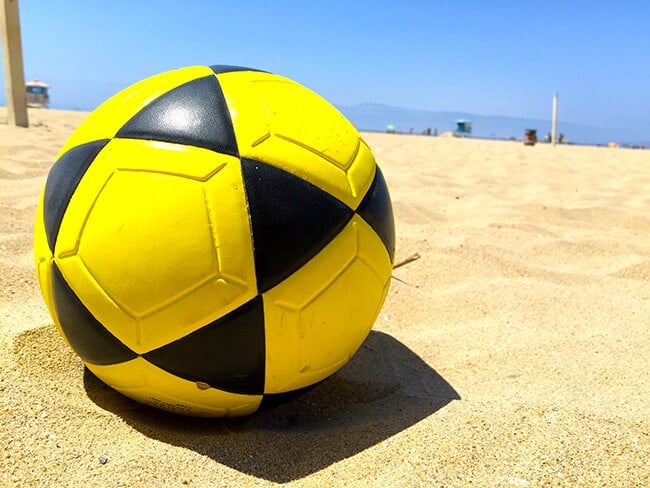 huntington_beach_foot_volley_ball