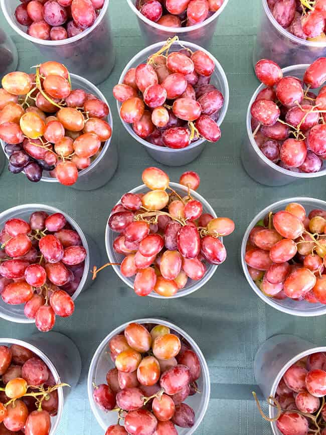 orange-county-farmers-market-grapes