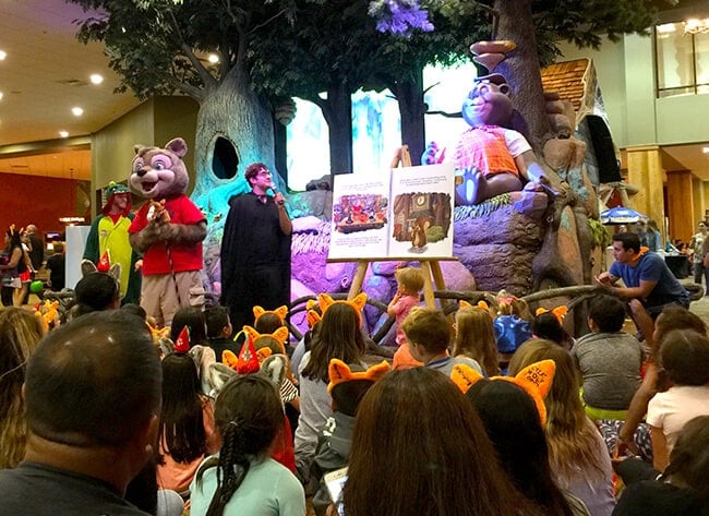 halloween_storytime_great_wolf_lodge