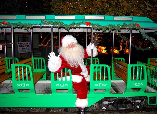 irvine-park-railroad-christmas-train