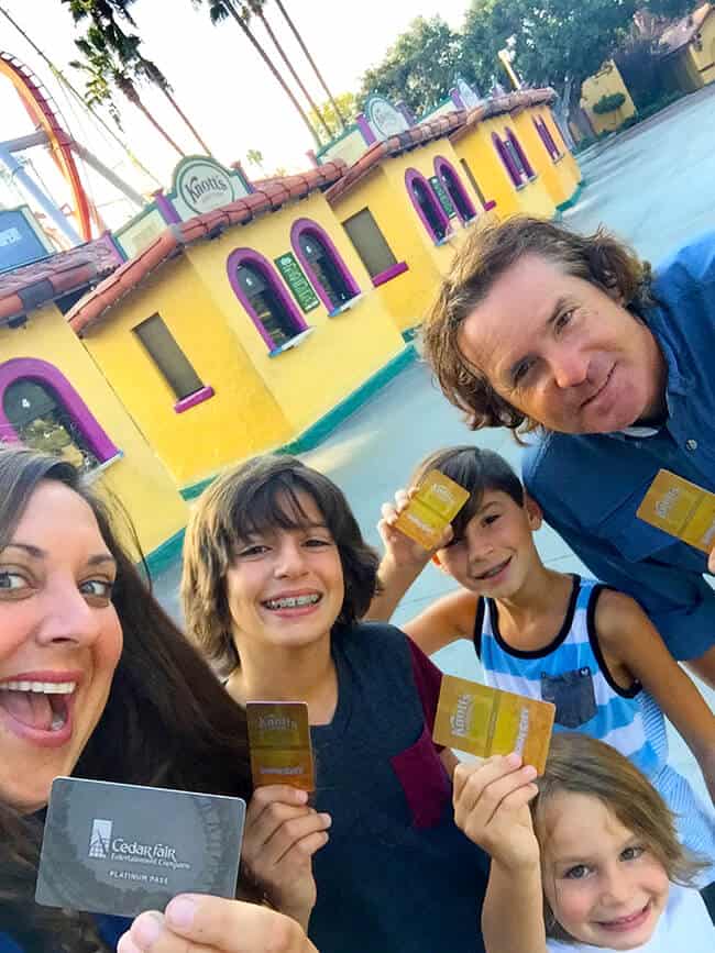 knotts-season-passes-benefits