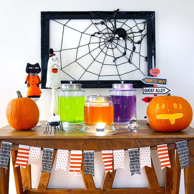 Create the Perfect Halloween Tablescape for Your Halloween Party