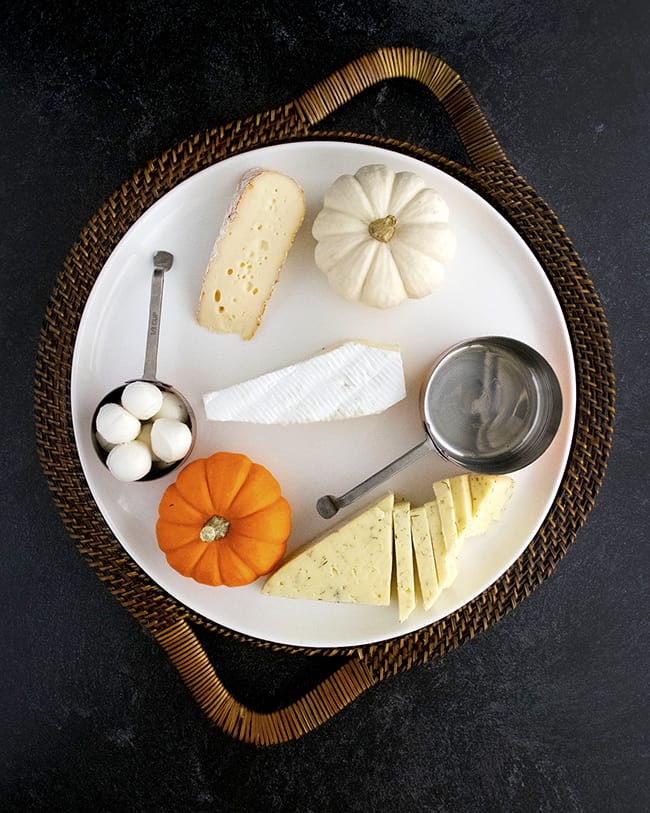 How to make a Halloween Charcuterie Board