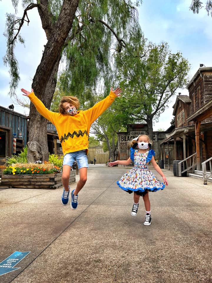 2023 Knott's Berry Farm Season Pass Deals Popsicle Blog