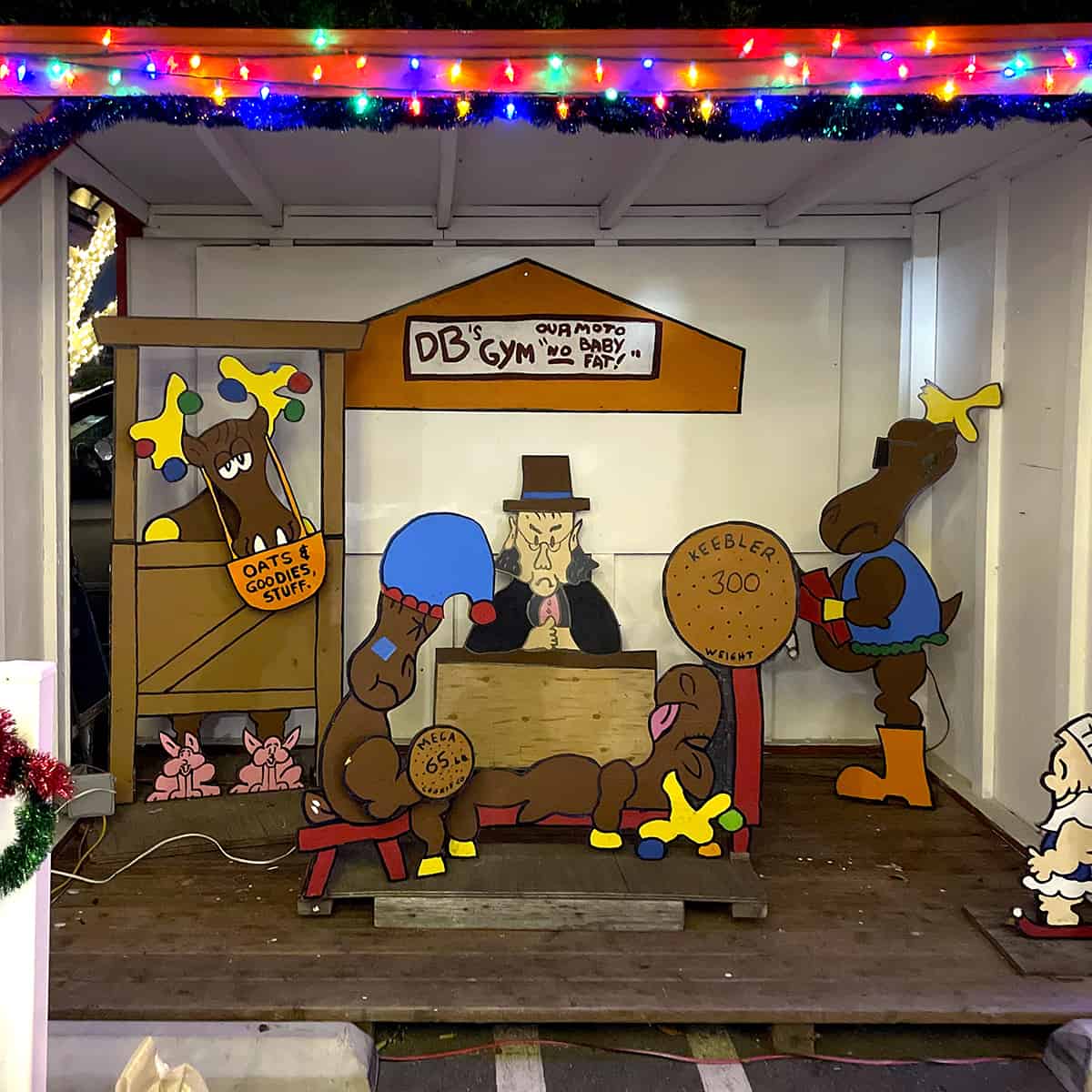 The Snoopy House Holiday Display at Costa Mesa City Hall (2023 ...